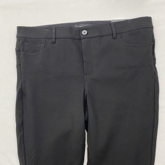 Torrid Cropped Pants Pixie Skinny Bombshell Womens 20R Black Stretch NWT - Picture 3 of 10